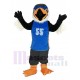 Schwarzer Adler Maskottchen Kostüm im blauen Trikot