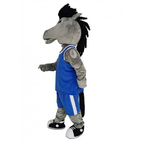 Mustang gris en traje de la mascota de Jersey azul real Animal