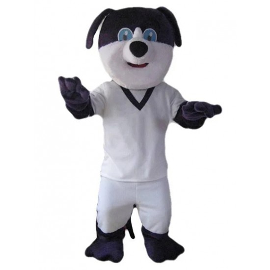 Disfraz de mascota de perro blanco y negro amigable en camiseta blanca Animal