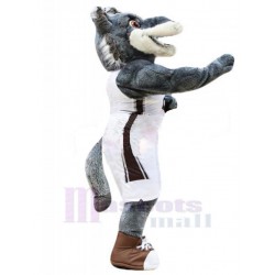 Grauer Sportwolf Maskottchen Kostüm Tier in weißer Sportbekleidung