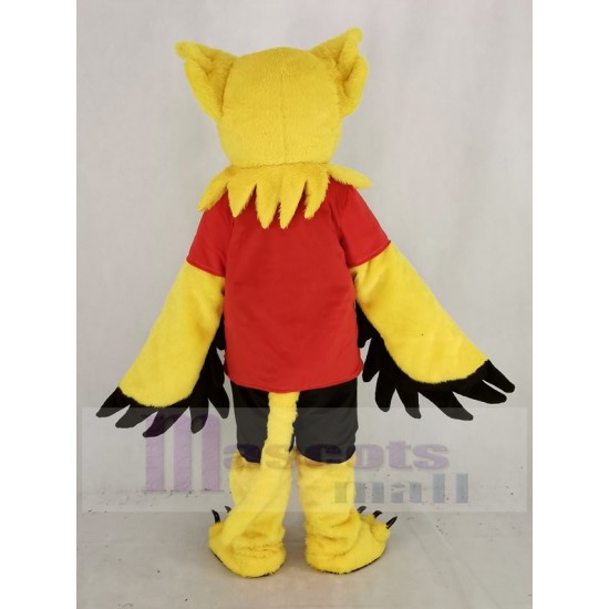 Gelber Greif Maskottchen Kostüm im roten T-Shirt Tier