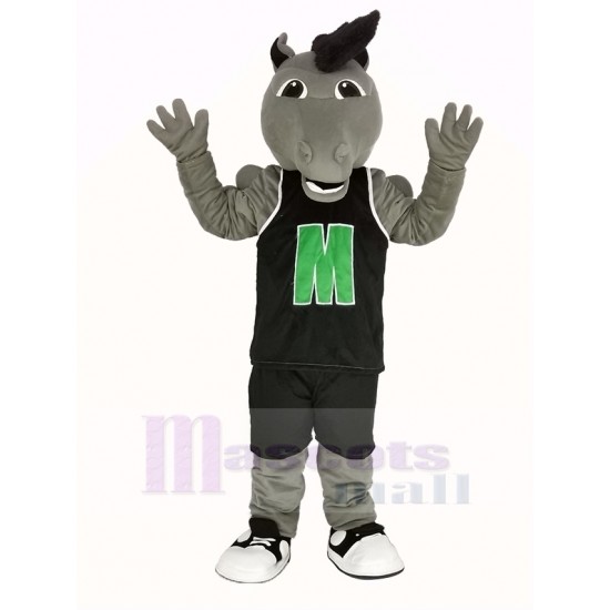 Graues Mustang-Pferd Maskottchen Kostüm in schwarzer Sportbekleidung